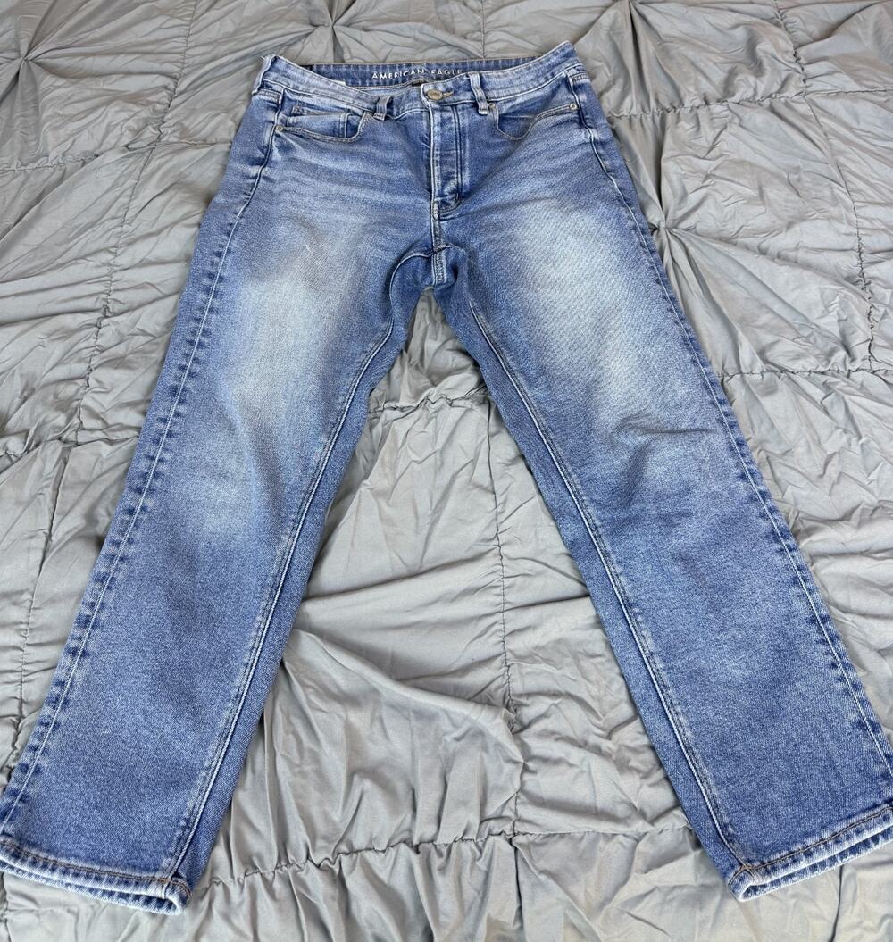 Women's American Eagle Outfitters Jeans Size 8 Short Length Tomgirl Button Fly